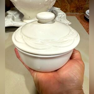 Pfaltzgraff Acadia , Sugar Bowl & Lid.